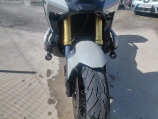 Honda X-ADV 750 Gris Automática