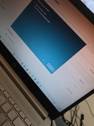 HP Laptop 14s Plata y Negro