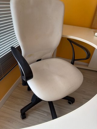 Pack Oficina: Mesa Curva + 3 Sillas