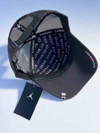 Gorra Jordan Negra Malla