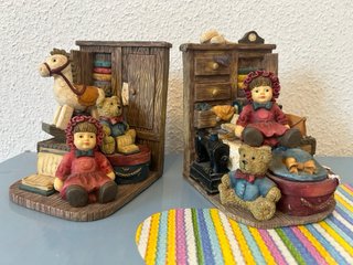 Sujetalibros/ Posalibros con figuras