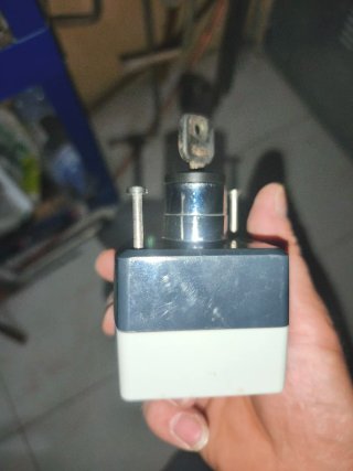 Cerradura Eléctrica Schneider