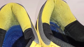 Zapatilla K-Swiss Padel Negra y Amarilla