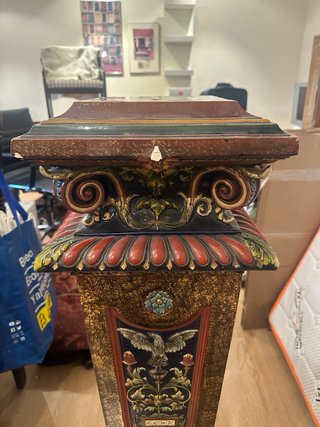 Pedestal Museo Galería Siglo XIX..!