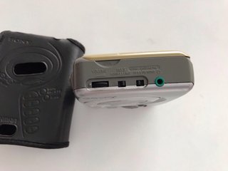 Walkman Sony FM/AM WM-FX271