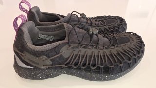 Sandalias Keen Uneek grises y moradas