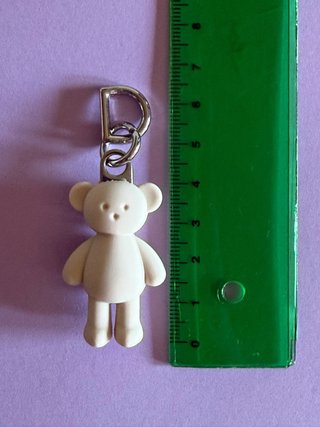 Llavero charm TOUS osito crema
