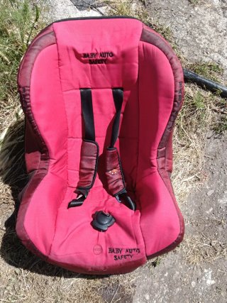 Sillita de bebé para coche