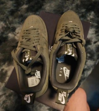 Nike Air Force 1 '07 LV8 Verde Militar