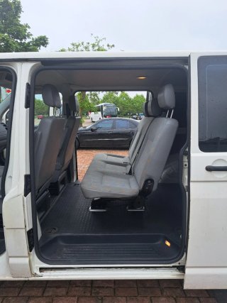 VW Transporter 2.5TDI 130cv Automática 2007