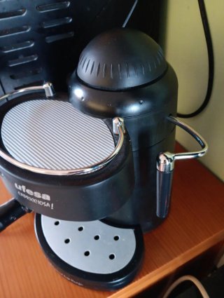 Cafetera Ufesa Capricciosa Negra