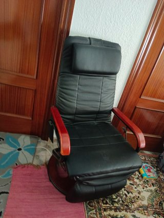 Silla de oficina cuero y madera