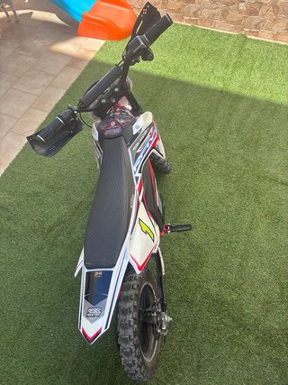 Moto Eléctrica Infantil Rebel Master RayoMotocross
