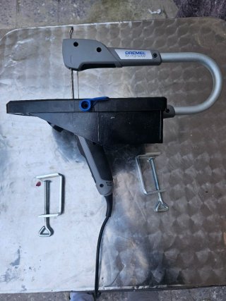 Sierra de calar Dremel Moto-Saw