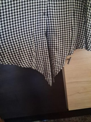 Blusa cuadros blanco y negro