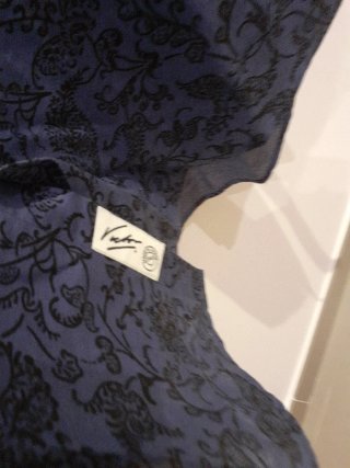 Camisa azul estampada