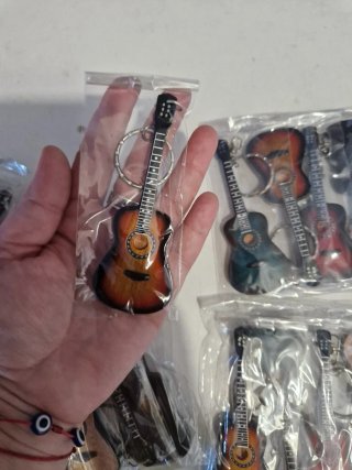 Lote 20 Llaveros Guitarra Madera Miniatura. New