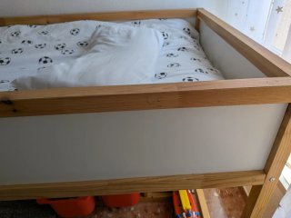 Cama infantil IKEA KURA + Dosel