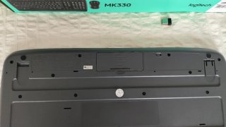 Teclado y Ratón Logitech MK330 Inalámbrico