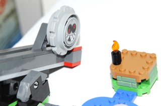 LEGO 71390 Super Mario: Derribo Reznors