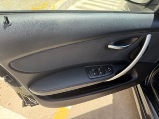 BMW 118i SPORT NAVEGADOR XENON LLANTAS LIBRO GARAN