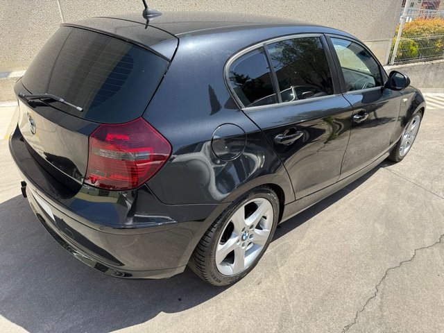 BMW 118i SPORT NAVEGADOR XENON LLANTAS LIBRO GARAN