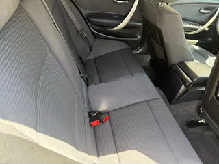 BMW 118i SPORT NAVEGADOR XENON LLANTAS LIBRO GARAN
