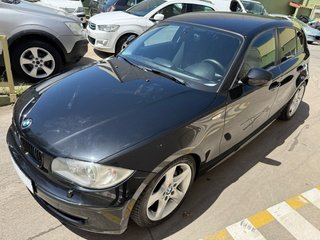 BMW 118i SPORT NAVEGADOR XENON LLANTAS LIBRO GARAN