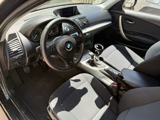 BMW 118i SPORT NAVEGADOR XENON LLANTAS LIBRO GARAN