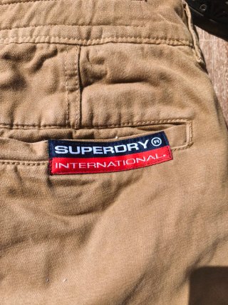 Bermudas Superdry Beige