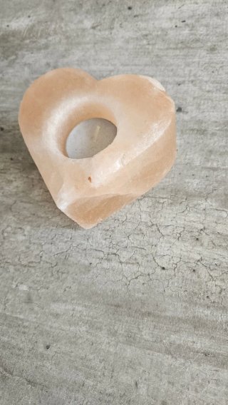 Portacandele a forma di cuore in pietra