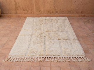 Alfombra Beige y Blanca Artesanal