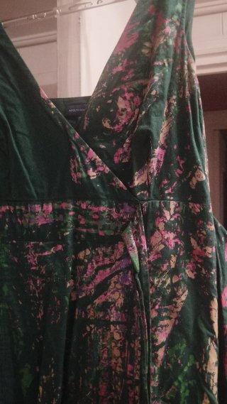 Vestido Adolfo Domínguez verde estampado