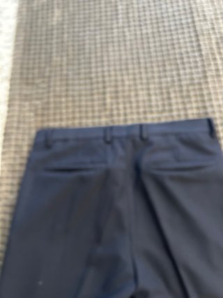 Traje Zara azul oscuro para joven. Zara.