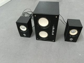 Altavoces TV PC negros