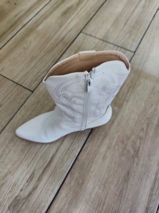 Botines camperos blancos