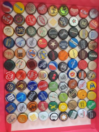 Lote de chapas de cerveza y refrescos