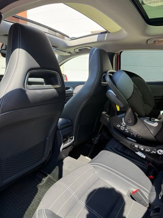 MERCEDES-BENZ GLA200 4 MATIC