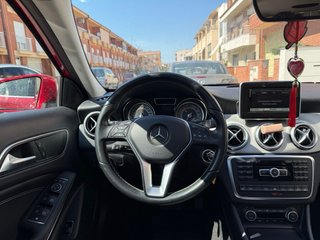 MERCEDES-BENZ GLA200 4 MATIC