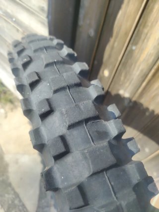 Neumático de Cross rinaldi 21