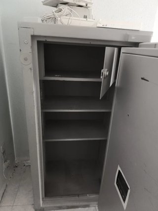 Caja Fuerte Metálica con Cerradura Digital