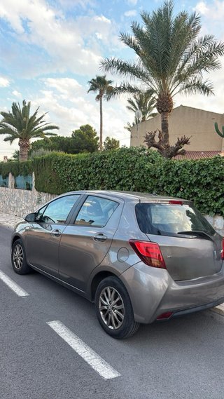 Toyota Yaris 2016