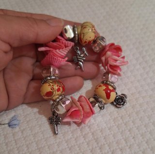 Braccialetto elastico donna con charms