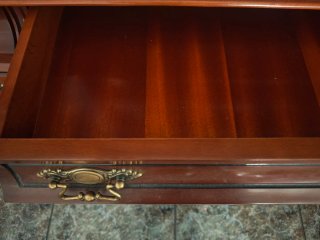 Mueble de comedor de madera+ mesa alargada +4silla