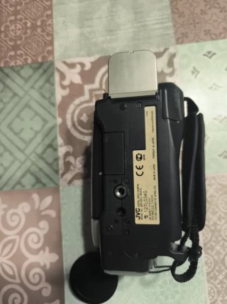 Cámara JVC Mini DV DVL-180EG