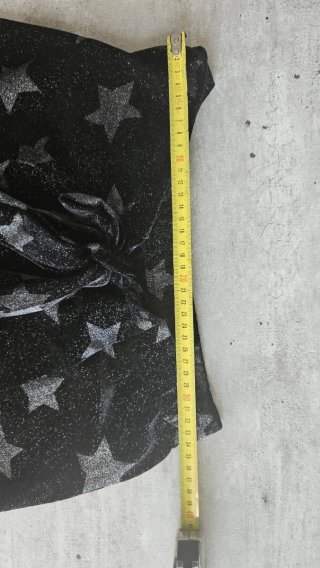 Pantaloncini corti neri con stelle