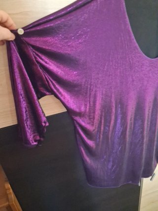 Blusa fiesta morada brillante
