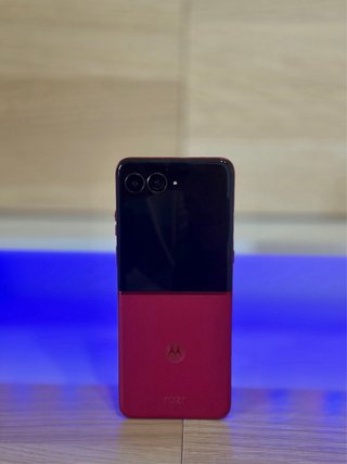 Motorola Razr 60 Ultra 512GB | NUEVO