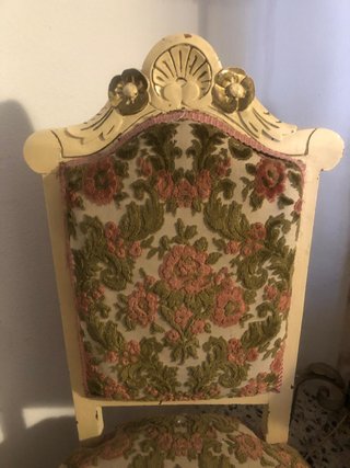 Sillón, sofá y sillas antiguas floral madera,