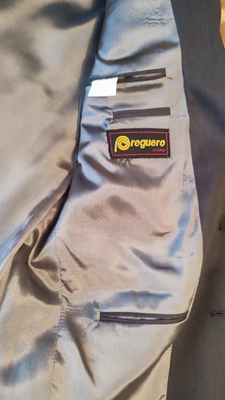 Americana gris hombre